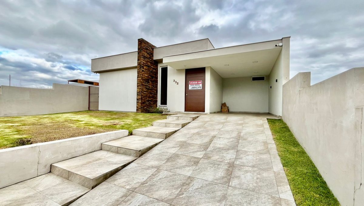 0ff093d0-4ae8-404a-ada1-b525b190fca7