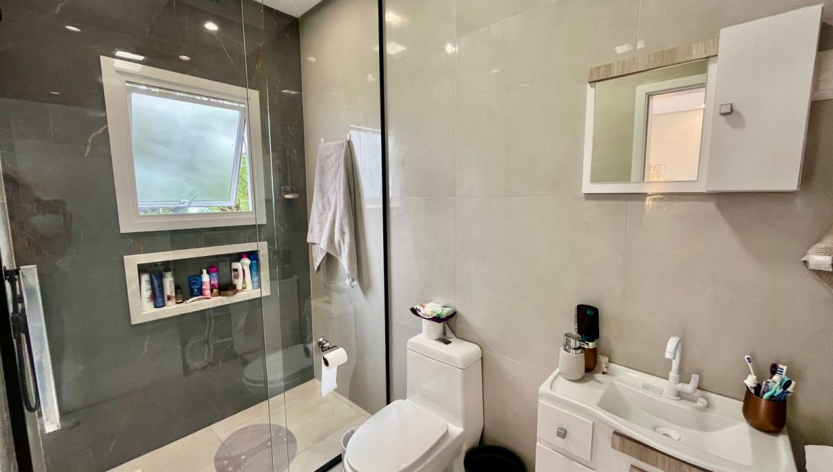 WhatsApp Image 2024-09-16 at 14.24.53 (1)