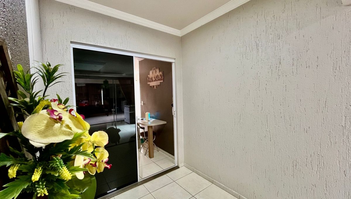 WhatsApp Image 2024-10-21 at 13.40.30 (2)