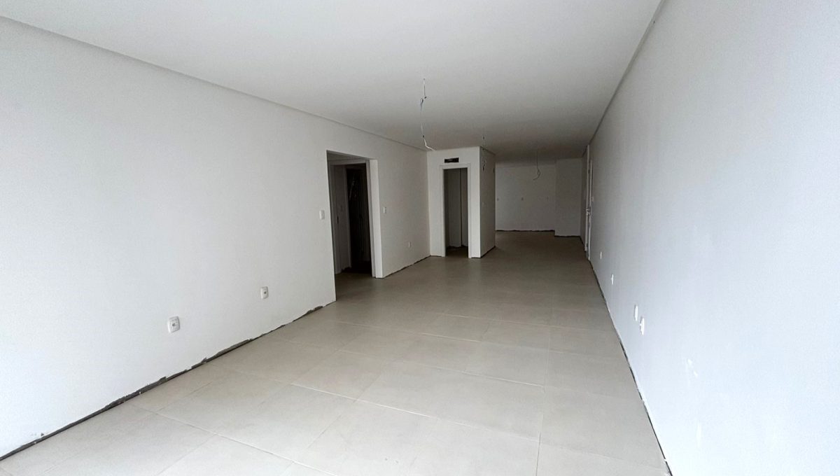 WhatsApp-Image-2024-11-28-at-10.57.00