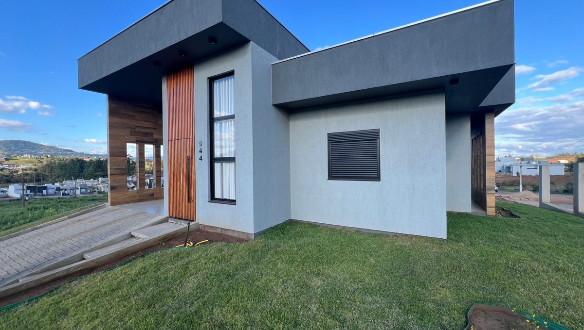 WhatsApp Image 2025-01-14 at 17.18.23