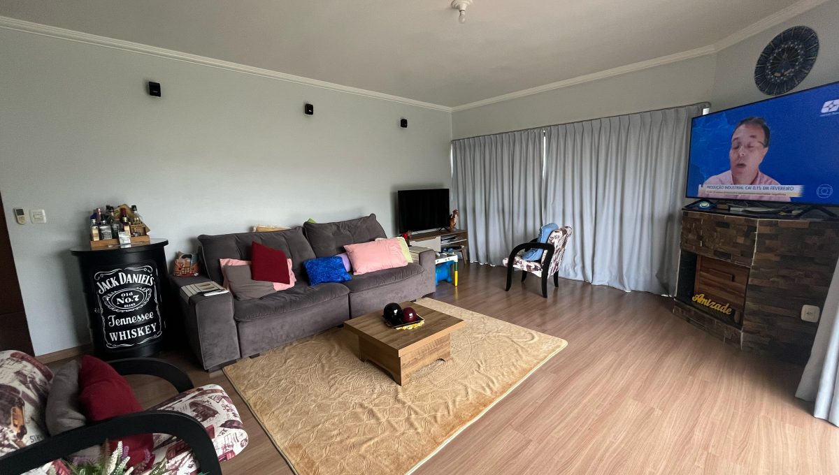 WhatsApp Image 2025-04-09 at 14.11.09