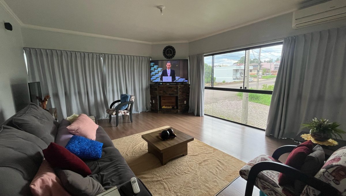 WhatsApp Image 2025-04-09 at 14.11.18 (1)