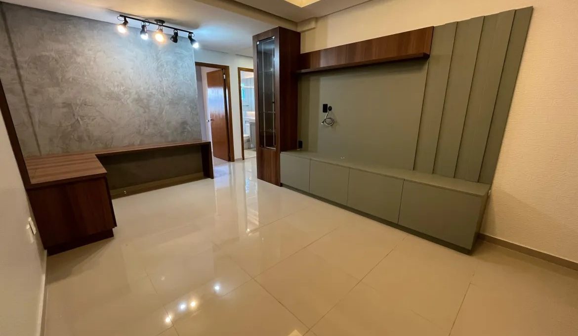 WhatsApp-Image-2025-04-10-at-09.53.56-scaled