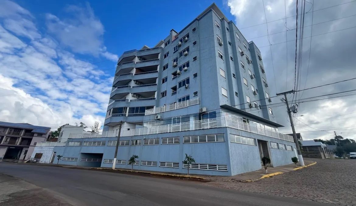 WhatsApp-Image-2025-04-11-at-13.53.00-scaled