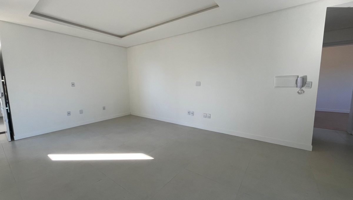 WhatsApp Image 2025-05-16 at 08.36.02