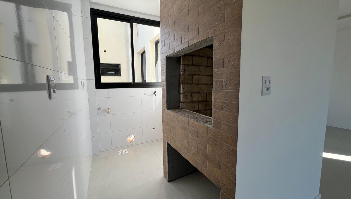 WhatsApp Image 2025-05-16 at 08.36.05