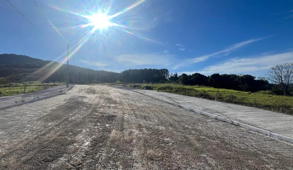 WhatsApp-Image-2025-05-16-at-14.21.58-scaled