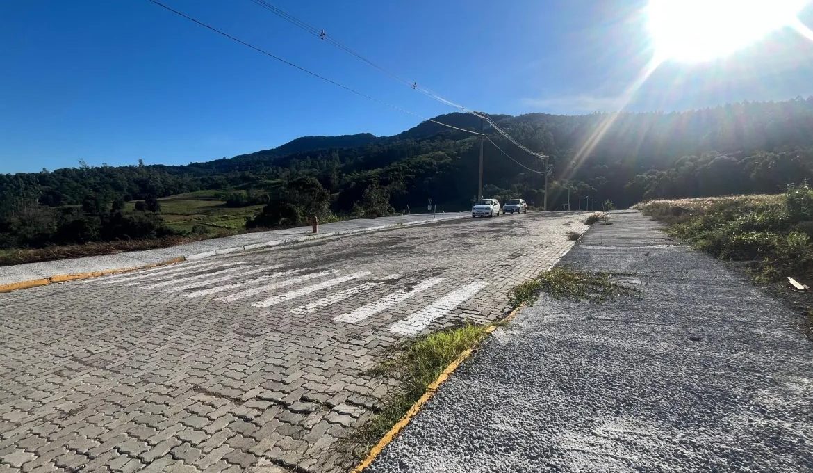 WhatsApp-Image-2025-05-16-at-14.22.13-scaled