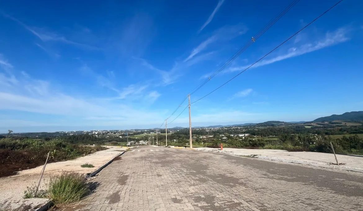 WhatsApp-Image-2025-05-16-at-14.22.32-scaled