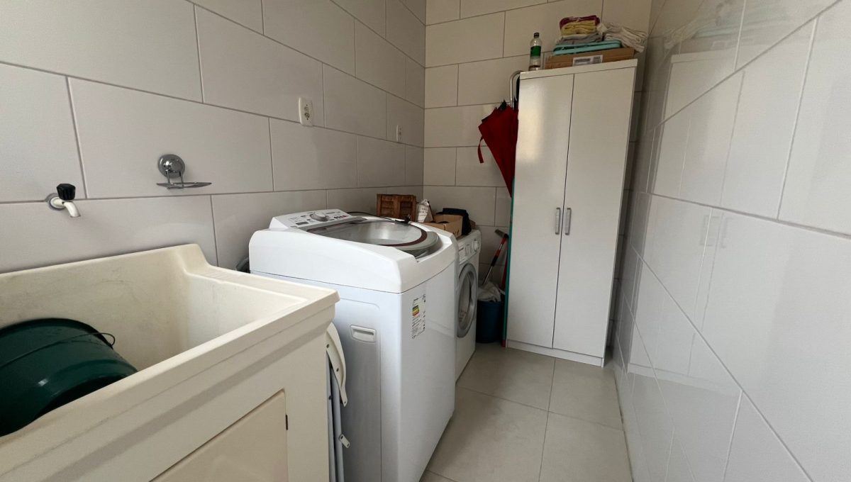 WhatsApp Image 2025-06-13 at 09.46.08