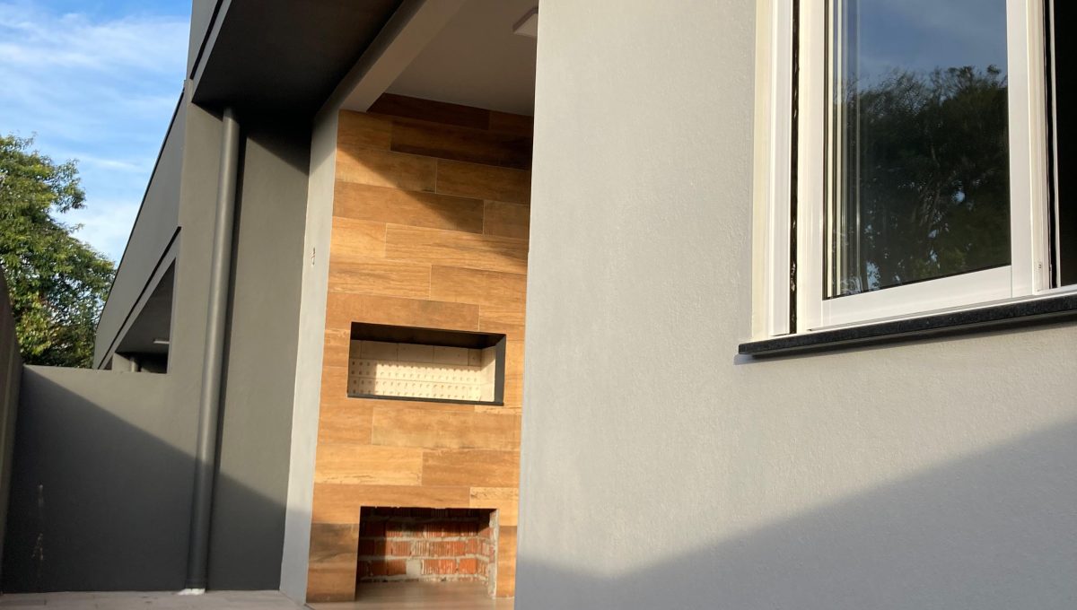 WhatsApp Image 2025-08-22 at 17.27.52