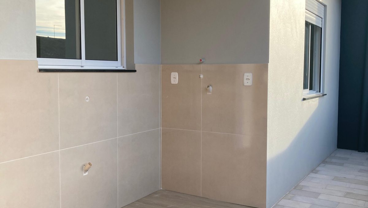 WhatsApp Image 2025-08-22 at 17.27.52 (2)